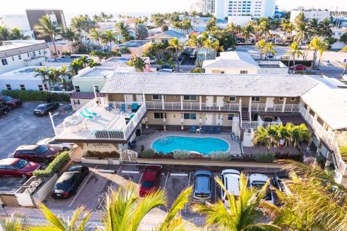 Hollywood Apartment | Caribbean Resort Suites
