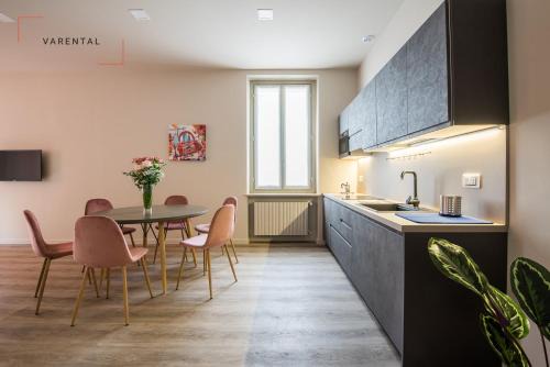 Historic Centre Apartment | Carlina Palace by Varental