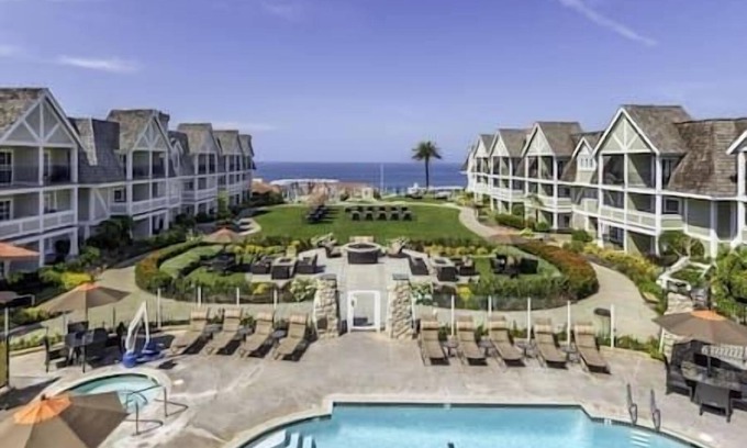 Carlsbad Hotel | Carlsbad Inn Beach Resort & Spa, Gym. Pool, Hot Tub