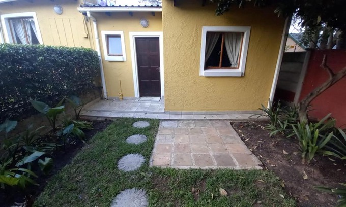 Greater Johannesburg Metropolitan Area House | Carol Cottage Fun