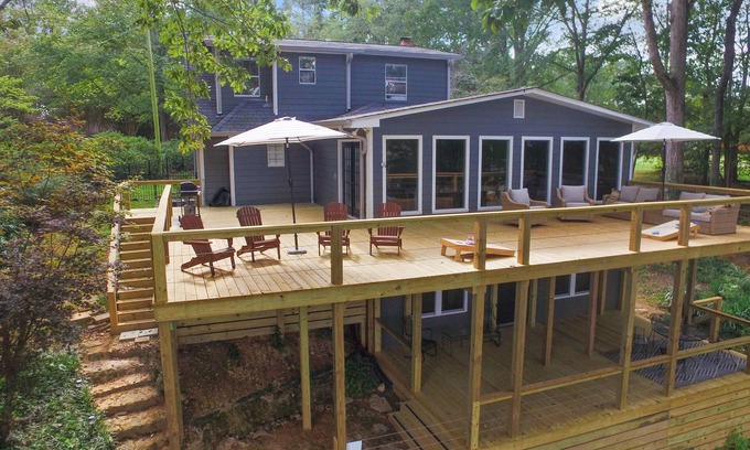 Cullman House | Carol's Cottage: 3 BR, 2 BA in Cullman, Sleeps 12
