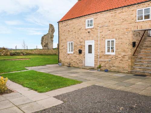 Lincoln House | Carrington Cottage