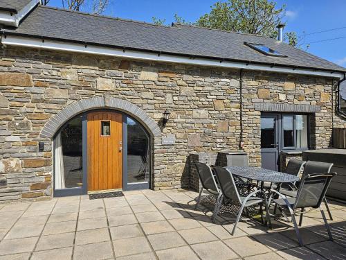 Llanfihangel-Ystrad House | Cartws-Oh3