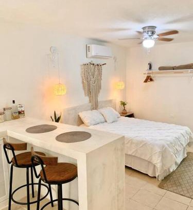Downtown San Jose del Cabo Apartment | Casa Añuiti céntrica ubicación.