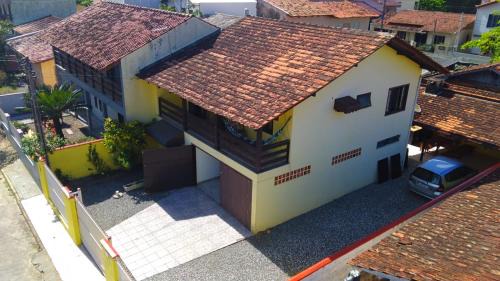 Gravata House | Casa Amarela