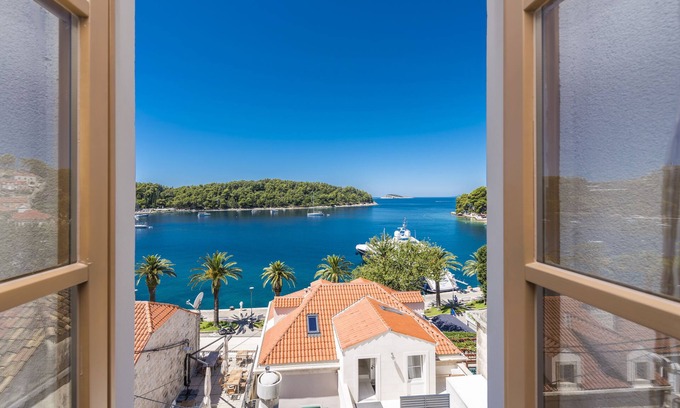 Cavtat Old Town Apartment | Casa Antika Suites
