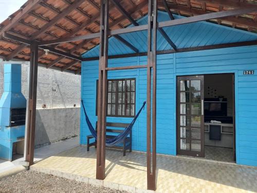 Guaratuba House | Casa Azul aconchegante, próx. a praia, Wi-Fi 300mb