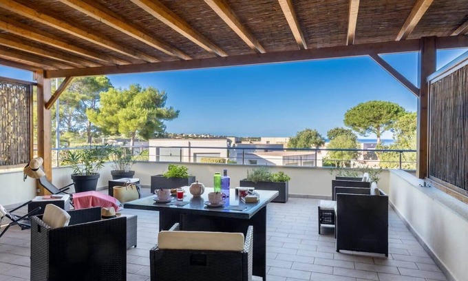 Marine de Saint Ambroggio Apartment | Casa Balanina