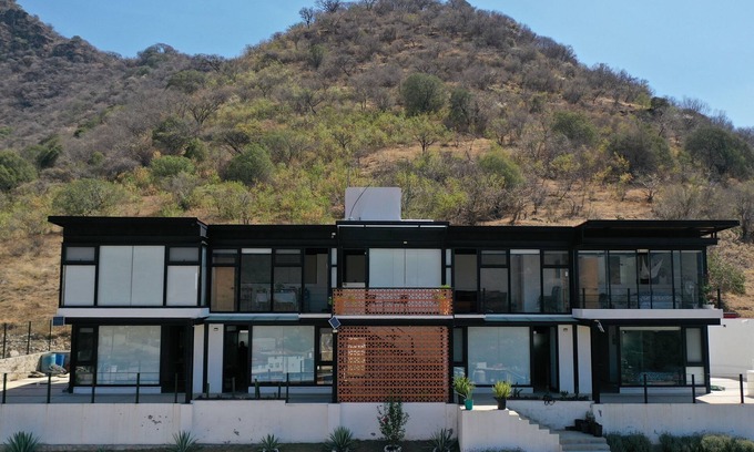 San Pedro House | Casa Bimali.nIncreíbles montañas rodeando este cómodo espacio pet-friendly.
