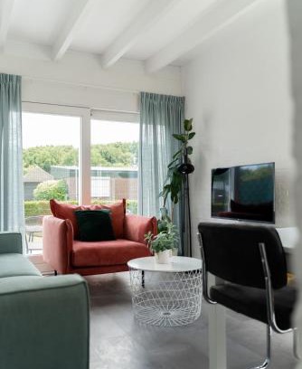 Municipality of Noordwijk House | -Casa Branca- nabij het meer, strand en keukenhof