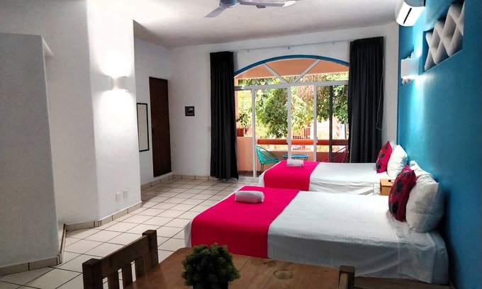 Crucecita Hotel | Casa Cacaluta