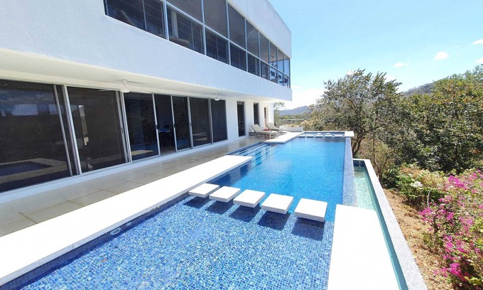 Tamarindo Villa | CASA COLINA Outstanding House W/an amazing view