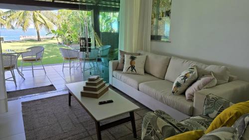 Vera Cruz House | Casa com 4 suites Cond Araua