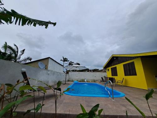 Pontal do Parana House | Casa com Piscina, Churrasqueira e Quadra de Vôlei!