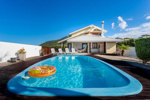 Santinho House | Casa com piscina frente ao mar Praia do Santinho