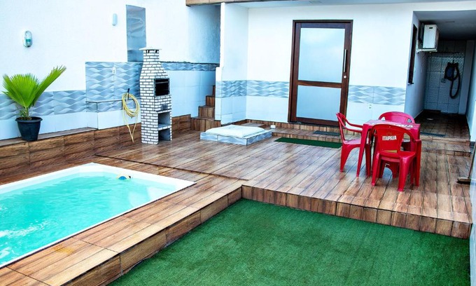 Castelo da Torre House | Casa com WiFi e Piscina perfeita em Camacari BA