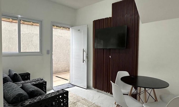 Gloria House | CASA DA ALEGRIA