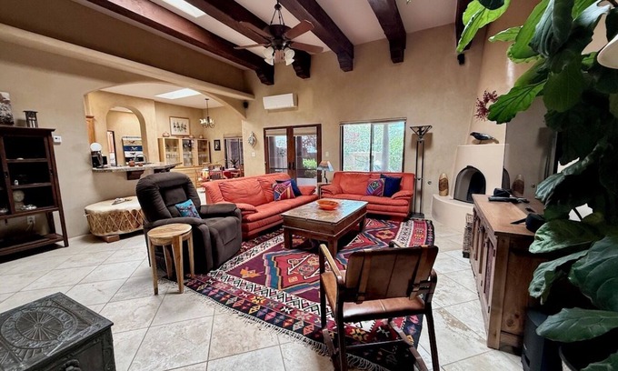 Eldorado at Santa Fe House | Casa de Ángeles - Upscale Serenity, Mountain Views, 20 mins to Santa Fe