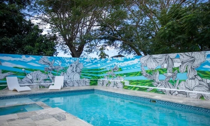 Corrales House | Casa de Carmen Pool House! Family + Pet Friendly! Perfect for Large Groups!