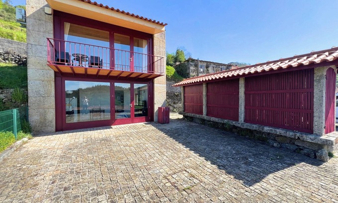 Bico House | Casa de Labrujó - Circuito Aldeias de Portugal