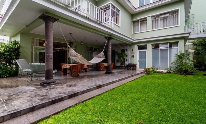 Guadalajara Bed & Breakfast | Casa de Luz
