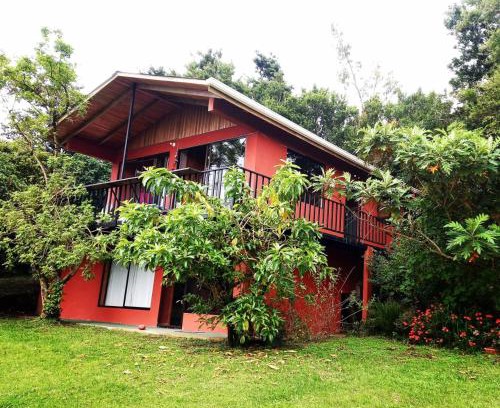 Quebrada Grande Ski Chalet | Casa de Montaña Tica Linda