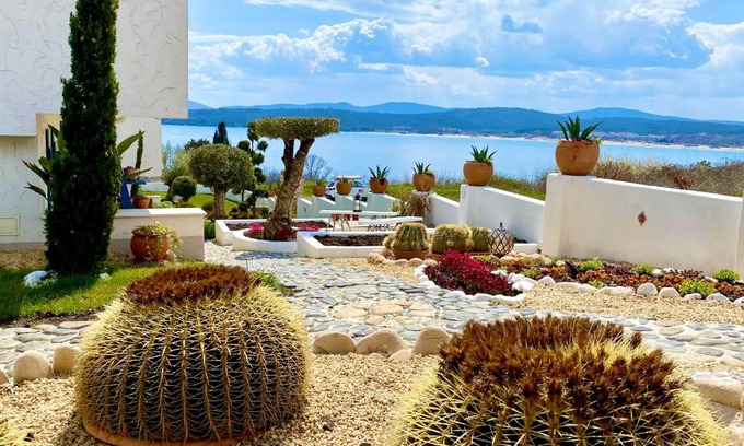 Budjaka Apartment | Casa de oro Alma