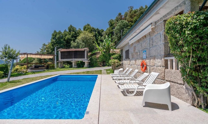 Terras de Bouro Villa | Casa de Sejões - Agrinha