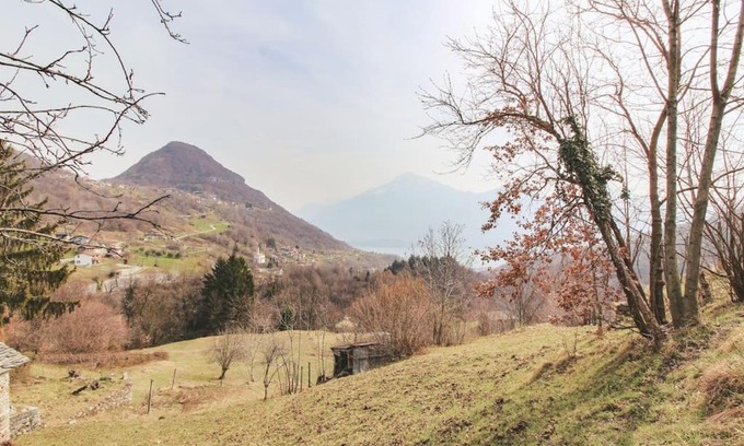 Dosso del Liro Apartment | Casa dei Gufi