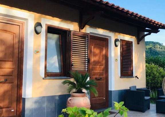 Ischia Porto Apartment | Casa dei Nonni