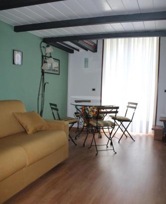 Quartieri Spagnoli Apartment | Casa del Girasole