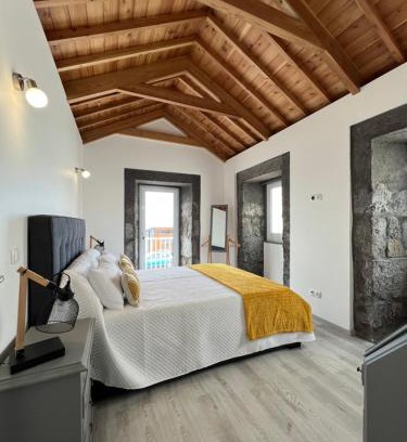 Lajes do Pico House | Casa do Craveiro