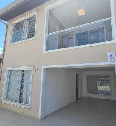 Picarras House | Casa duplex, 400m da praia e 13min do Beto Carrero