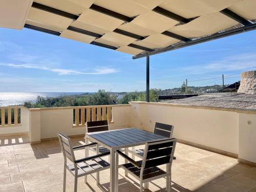 Marina di Felloniche House | CASA ELAIO - immersa negli ulivi con vista sul mare Ionio