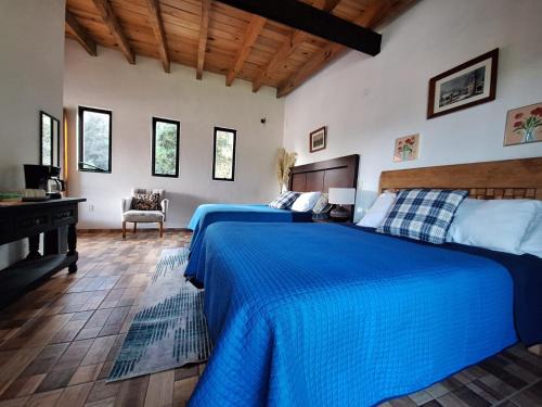 Cerro Colorado House | Casa Elizabeth en valle de Bravo,Avandaro