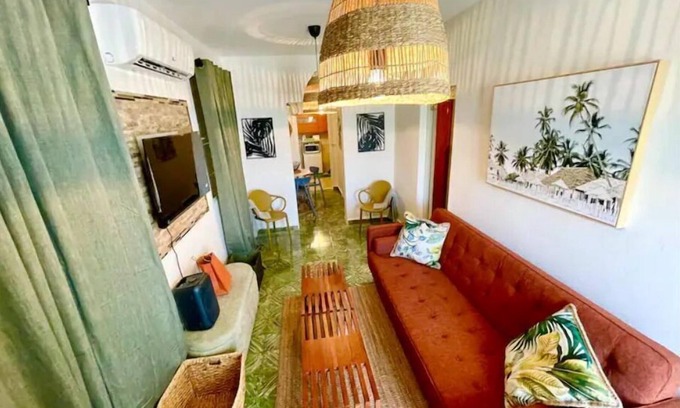 Vilomar House | Casa Emerald, by the beach.