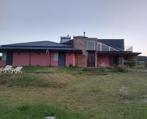 Potrero de los Funes House | Casa en Potrero de los Funes