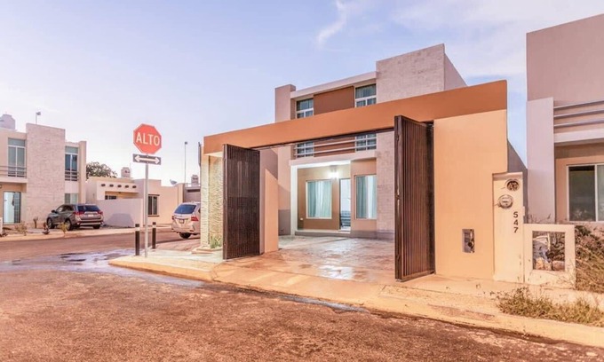 Merida Municipality House | Casa Familiar Sian Kaan | Alberca & Auto Check-In