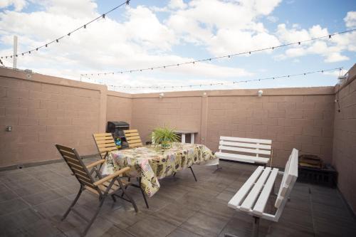 Taiz Apartment | Casa Genova, casa amplia y comoda, terraza privada