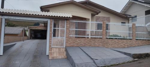 Sao Joaquim House | Casa Gislaine e Vinicius