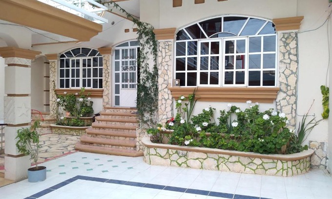 Comitan de Dominguez House | Casa GoEs