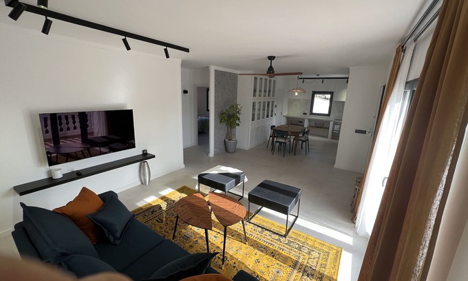 Peguera Ski Chalet | Casa Goldberg Paguera