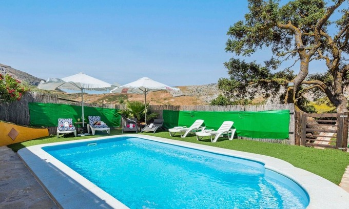 Antequera Villa | Casa González Villanueva de la Concepción by Ruralidays