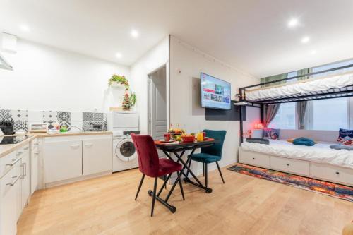 Calais Apartment | Casa Inca Calais - Peruanita - Parking Public Free
