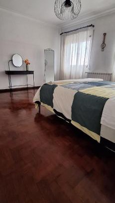 Braga House | Casa José e Maria - Moradia Espaçosa com Jardim no Centro de Braga