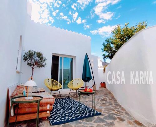 Torreblanca Villa | Casa Karma