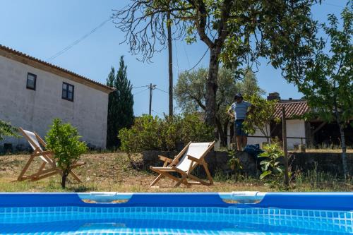 Molares House | Casa Lavoura em Requeixo