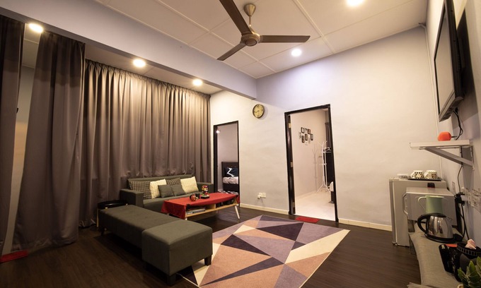 Kuah House | Casa Le Grey