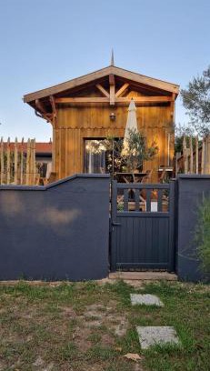 Gujan-Mestras Ski Chalet | Casa Leo