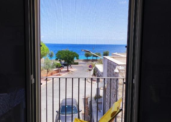 Isola delle Femmine Apartment | Casa Levante